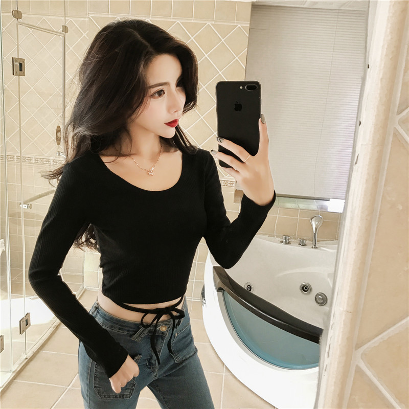 裾のリボンが可愛い♡ 長袖リブニット ショート丈×ウエストマークで細見え効果 重ね着で楽しんでもOK♪ やや広めのラウンドネックで首元すっきり ・こちらの商品はご注文を頂いてからお取り寄せさせて頂きま